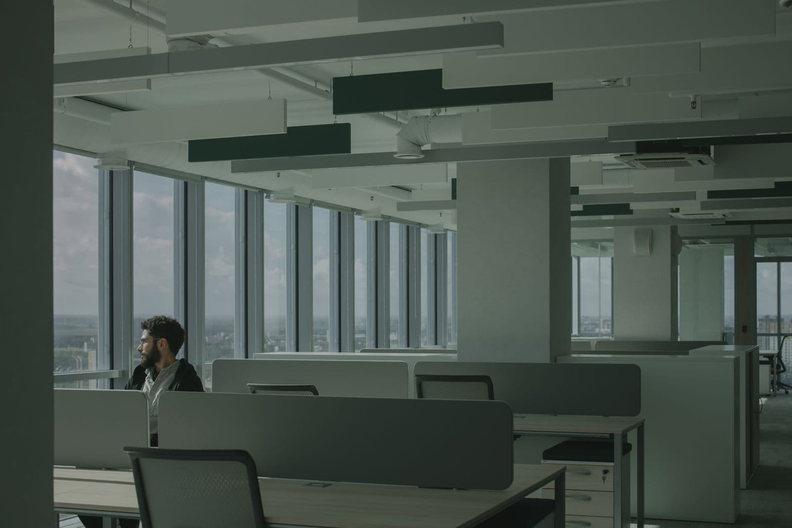 大企業向けではなく、マーケ担当のいない中小企業だけを見ている